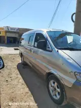 هيونداي ستاريكس 2005 - صورة 3