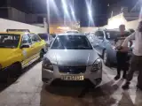 كيا ريو 2010 - صورة 1