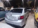 كيا ريو 2010 - صورة 3