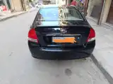 كيا سيراتو 2008 - صورة 4