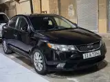 كيا فورتي 2010 - صورة 3