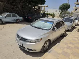 كيا فورتي 2009 - صورة 3