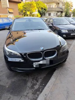بي إم دبليو الفئة الخامسة 2010 - صورة 1