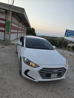 هيونداي أفانتي 2018 - صورة 1