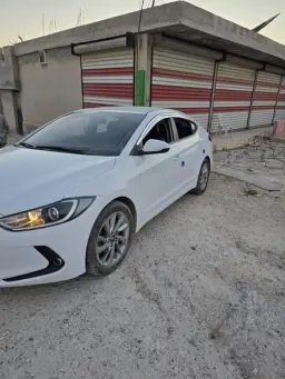 هيونداي أفانتي 2018 - صورة 2