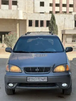 كيا كارينز 2001 - صورة 1