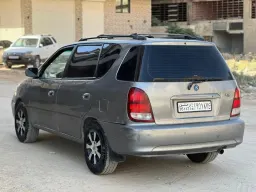 كيا كارينز 2001 - صورة 4