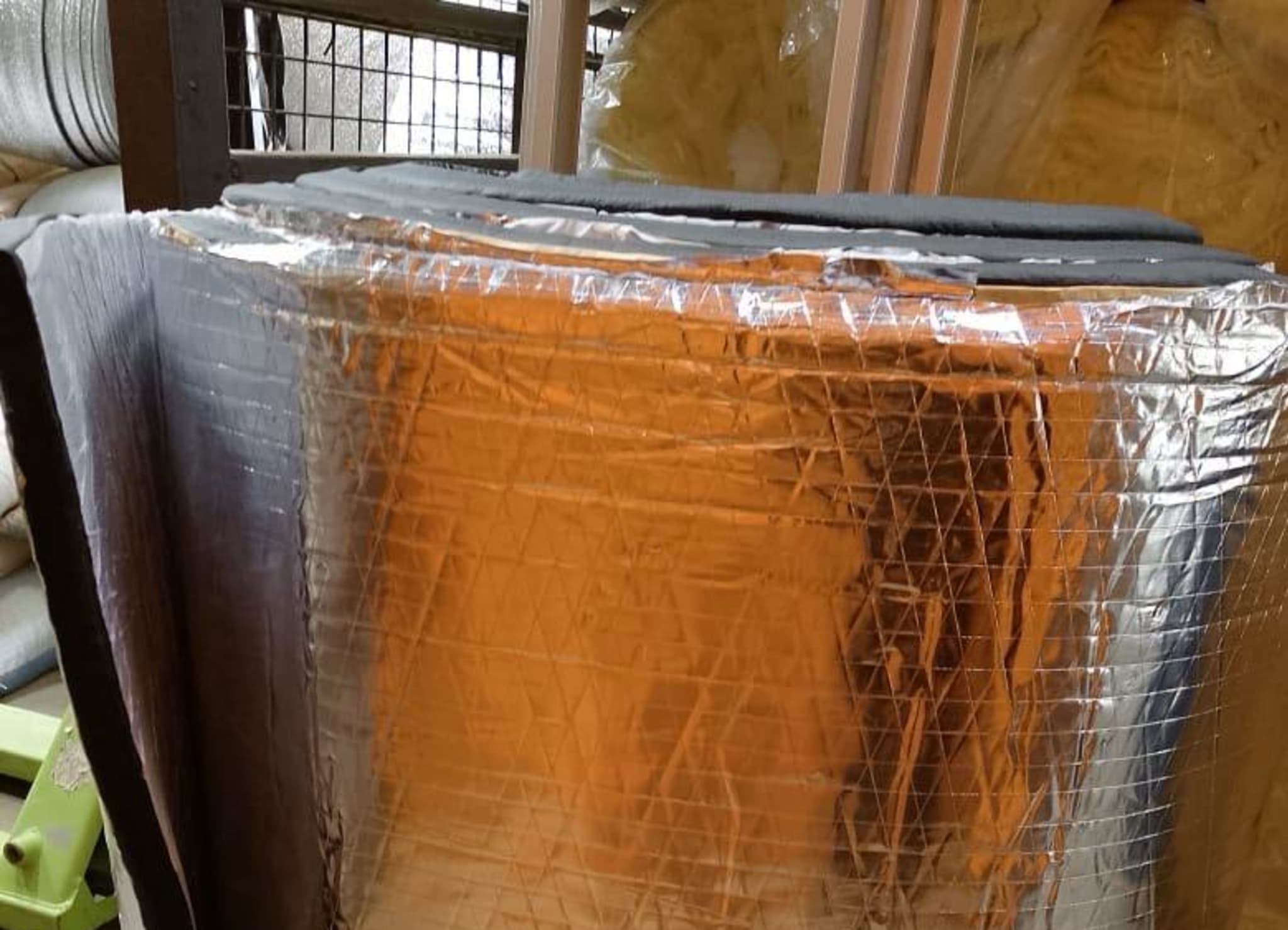 Aluminum Foil Insulation Blanket (200°C) refractory & insulation product supplied by Zenco Engineering in Thermal Insulation