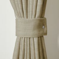 Yes need the matching tieback