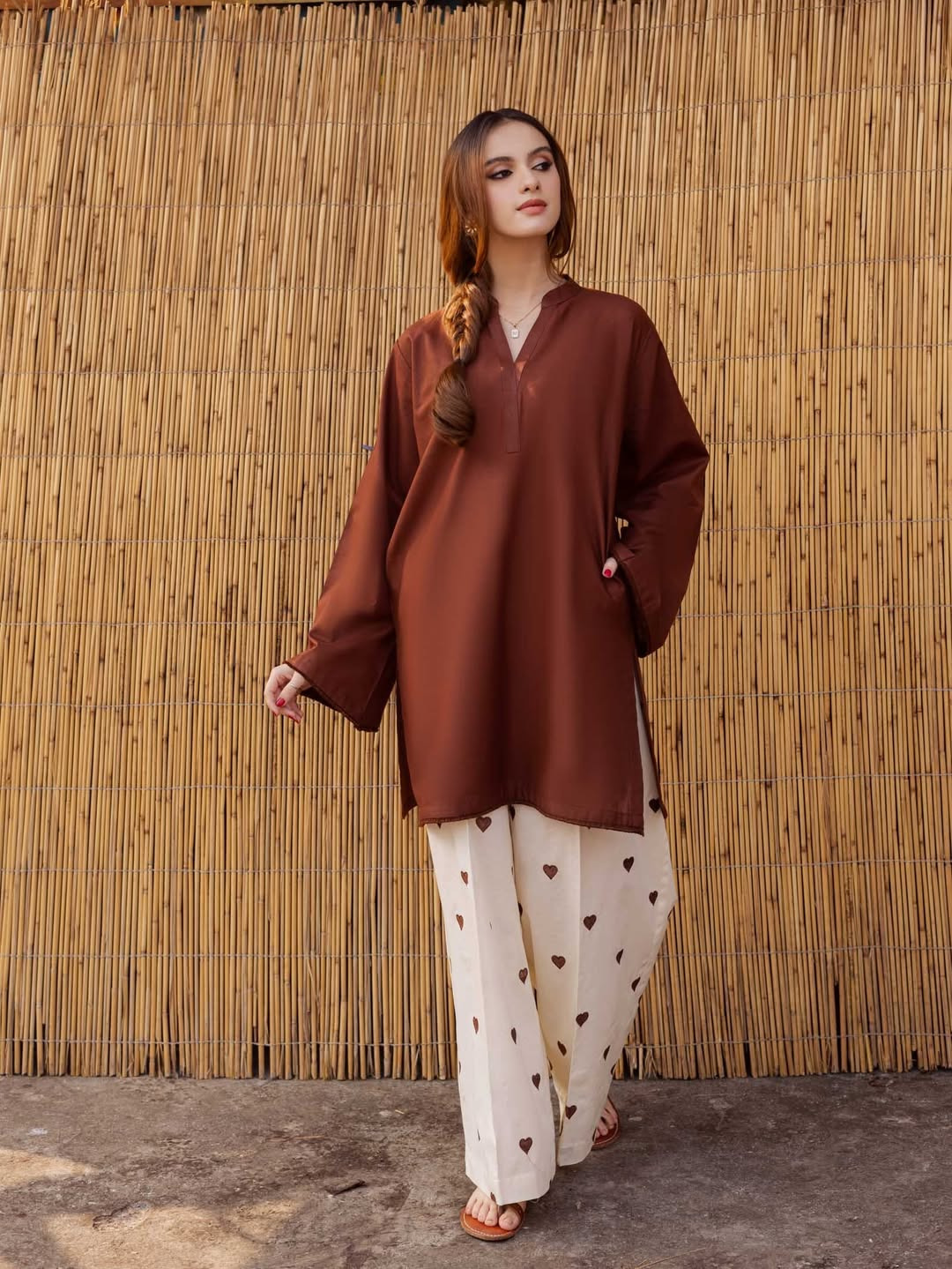 Women’s Heart Print 2-Piece Flapper Set with V-Neck Shirt