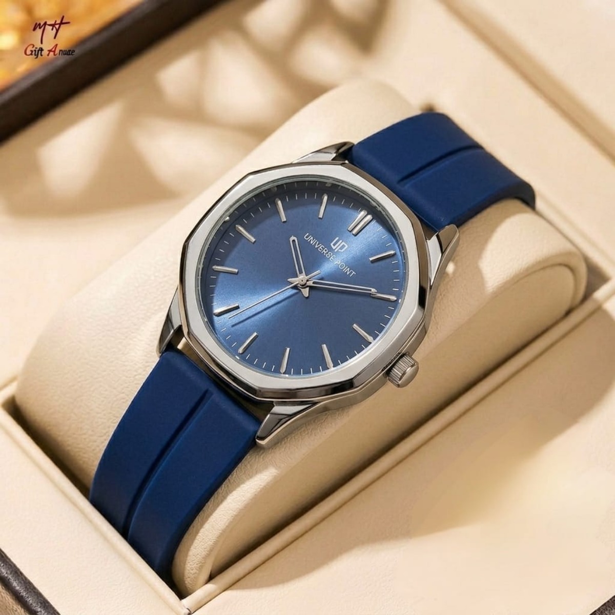 Minimal Dial Watch with Silicone Strap for Women