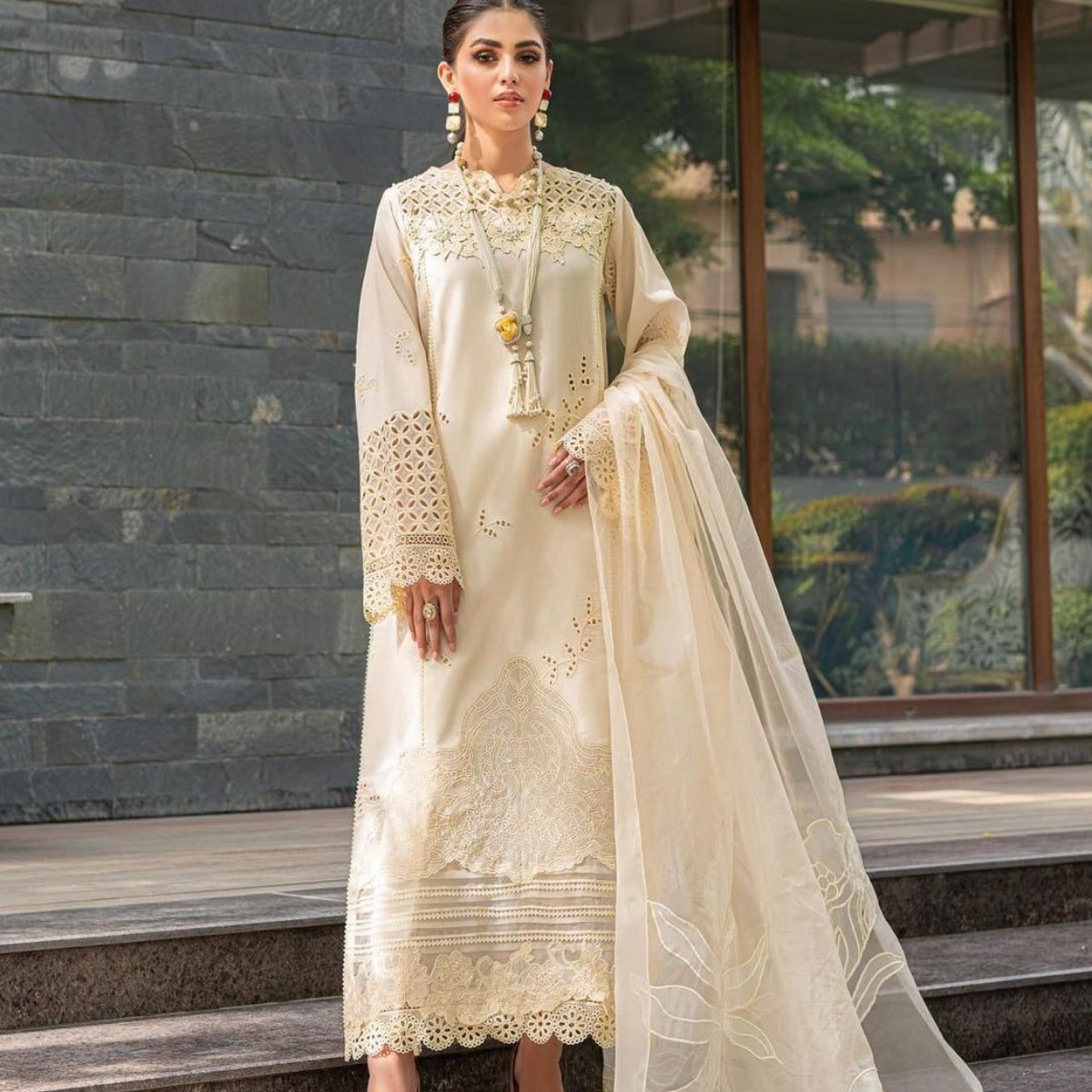 Heavy Embroidered Lawn 3 Piece Suit with Organza Dupatta