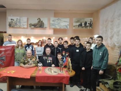 В Комнате боевой славы состоялся серьезный разговор
