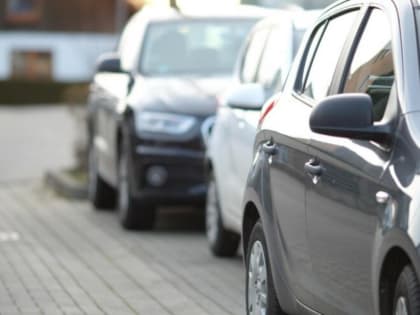 Стало известно, какие автомобили подорожали в мае