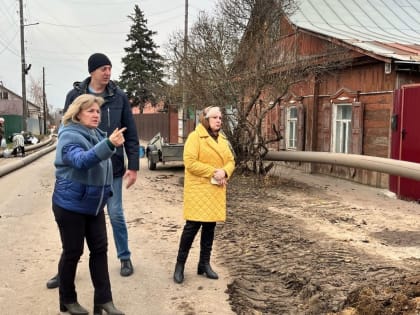 Жители улицы Уральская требуют решения проблем с коммунальным ремонтом