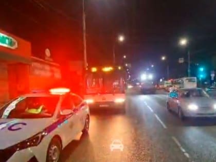 В Тамбове женщина получила травму, пытаясь вскочить в отъезжающий автобус
