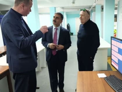 Вугар Алиев из Минобрнауки посетил мичуринский ФНЦ