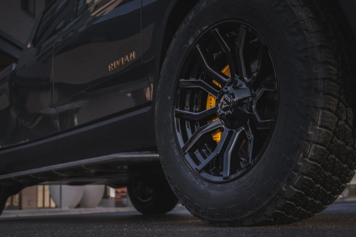 Rivian R1T custom build by Ernie's Custom Shop, photo 11 of 15