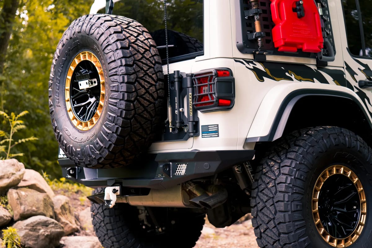 Jeep Wrangler 392 custom build by Ernie's Custom Shop, photo 15 of 52