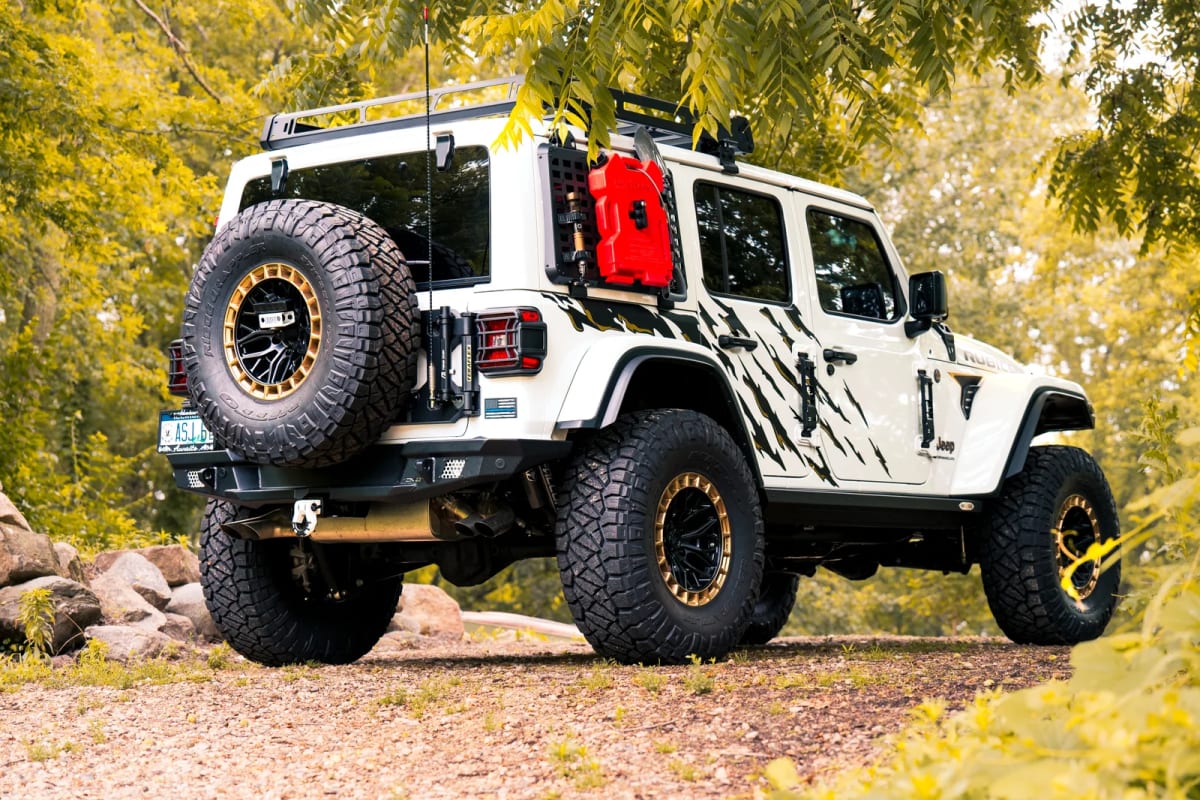 Jeep Wrangler 392 custom build by Ernie's Custom Shop, photo 19 of 52