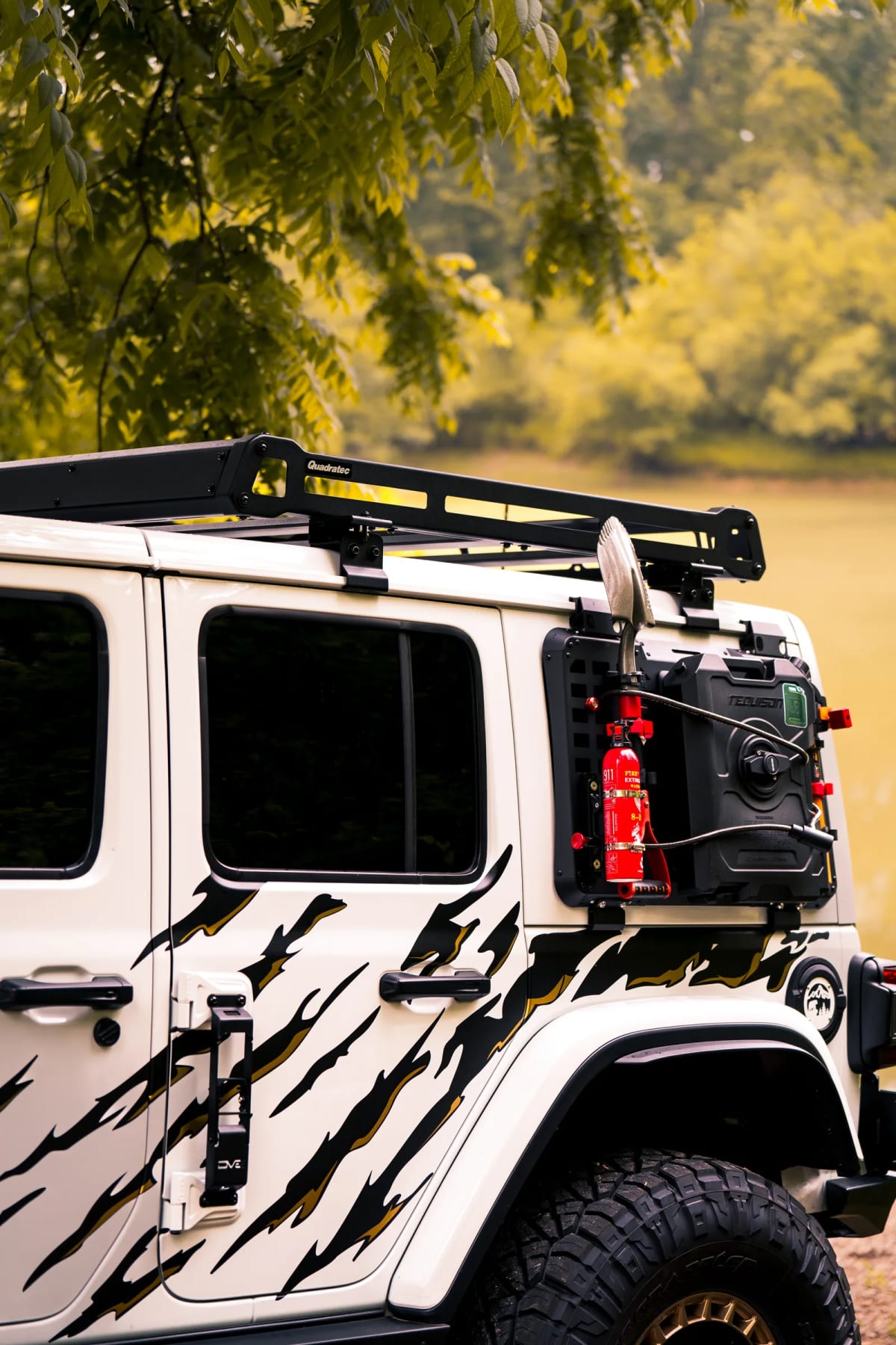 Jeep Wrangler 392 custom build by Ernie's Custom Shop, photo 34 of 52