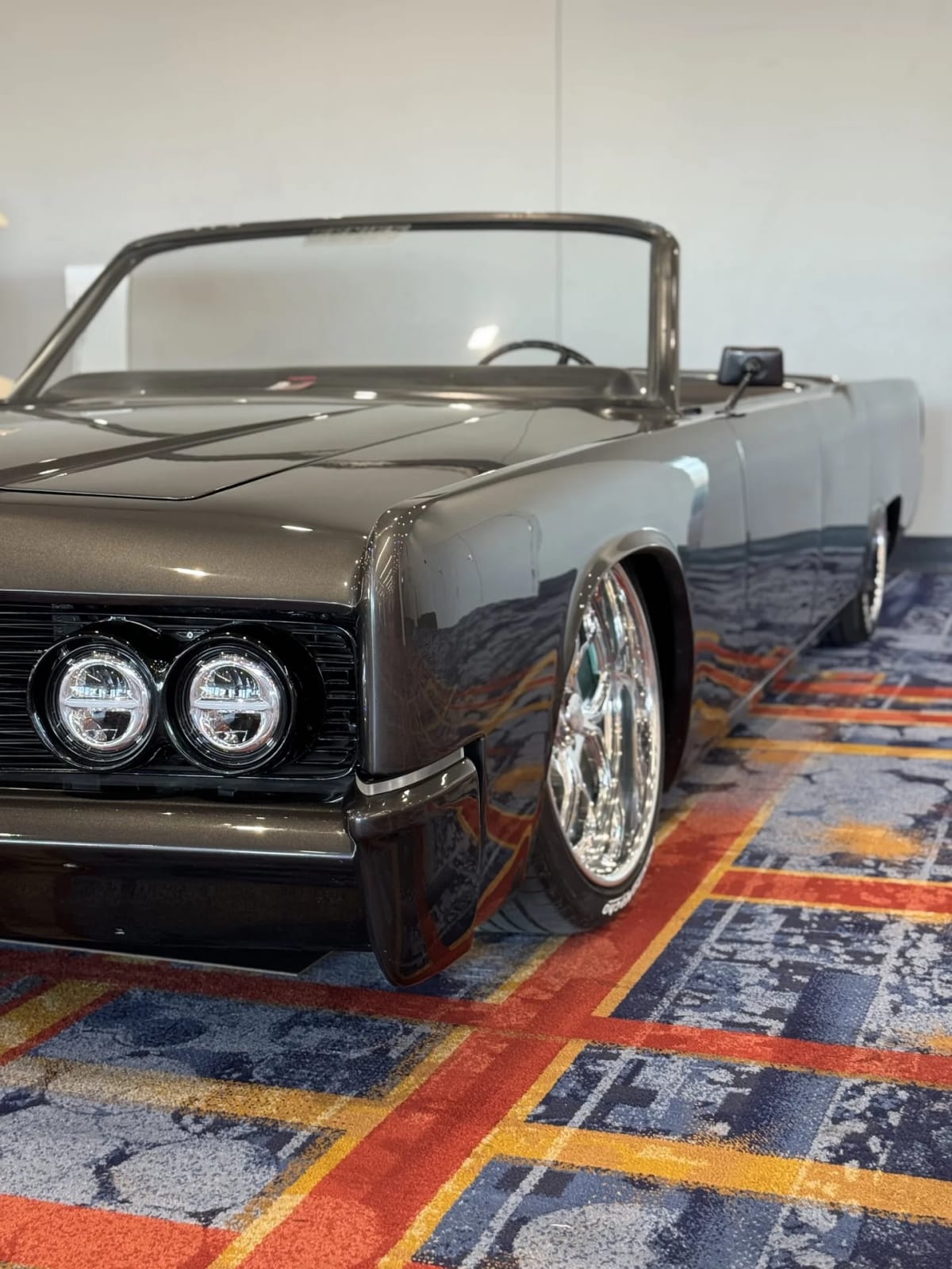 Lincoln Continental custom build by Ernie's Custom Shop, photo 1 of 9