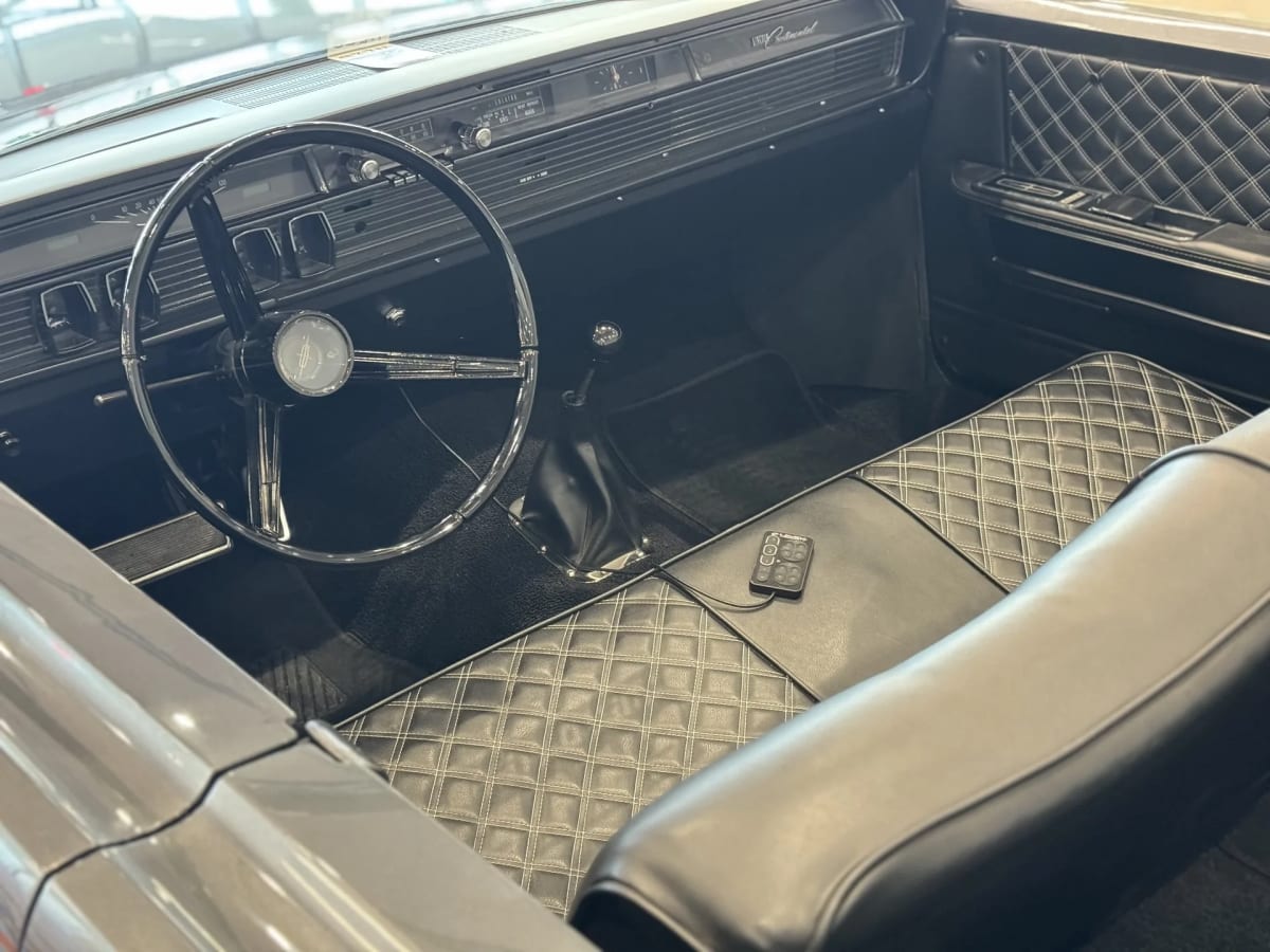 Lincoln Continental custom build by Ernie's Custom Shop, photo 6 of 9