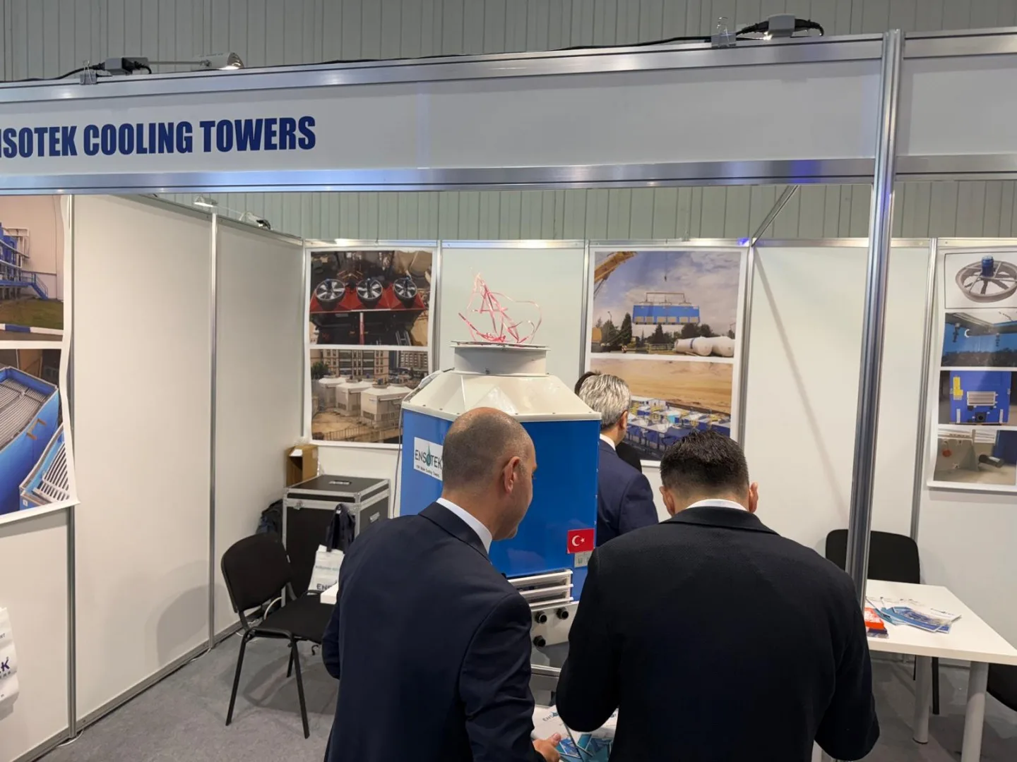 ENSOTEK Messestand auf der Aquatherm Baku 2025