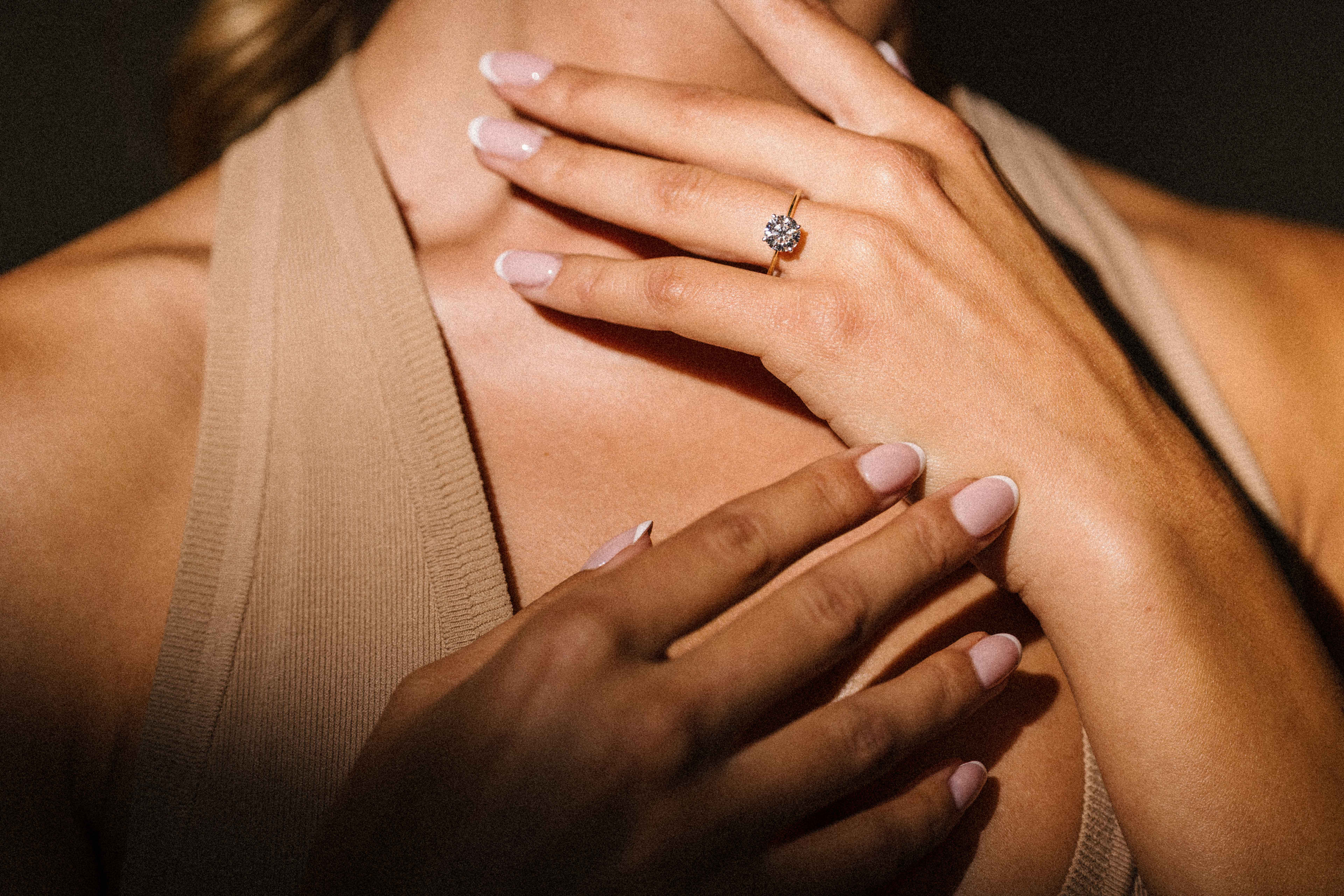 Stella ring, detail view