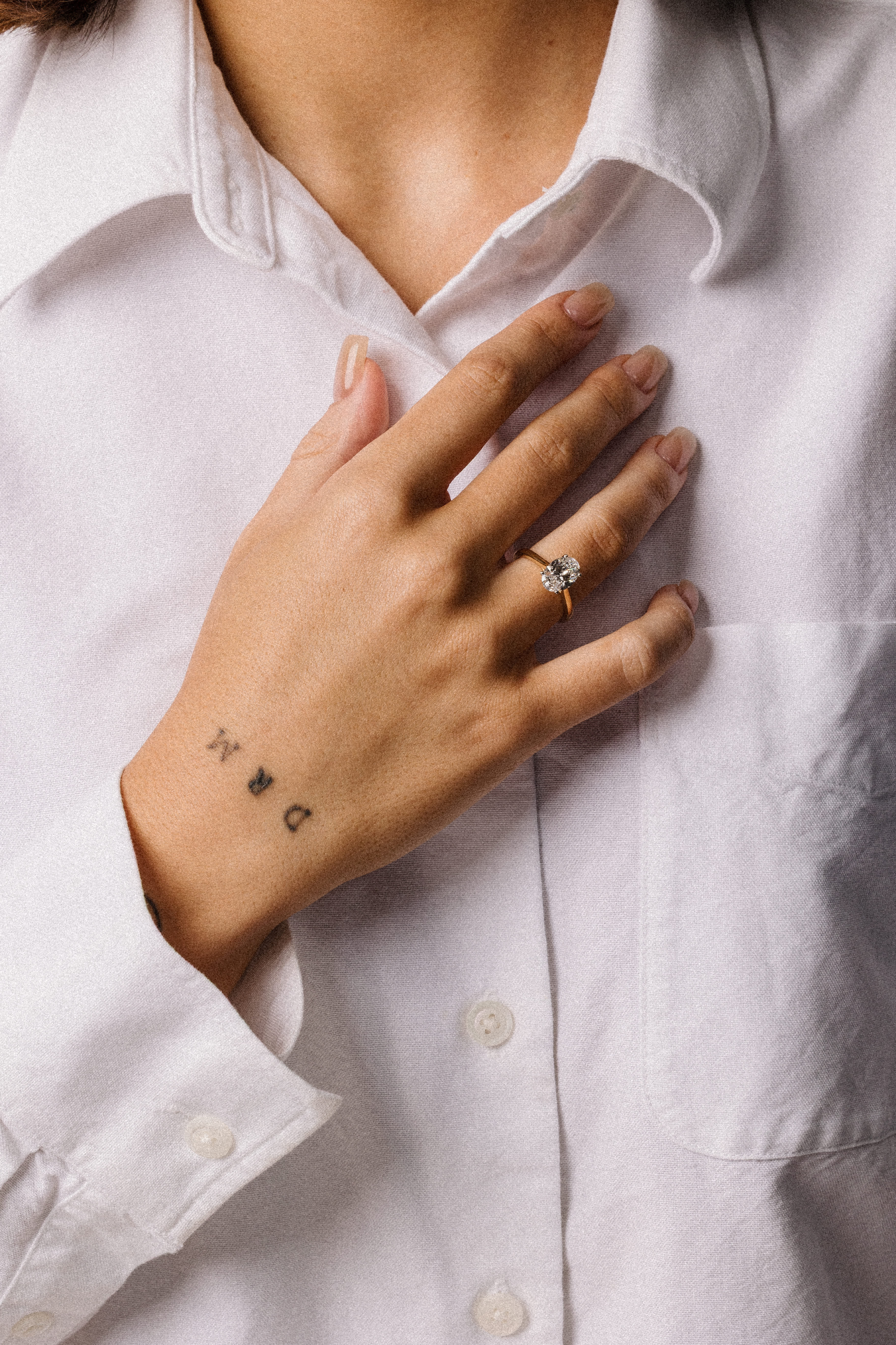 Maya Oval 2.09ct worn on the hand