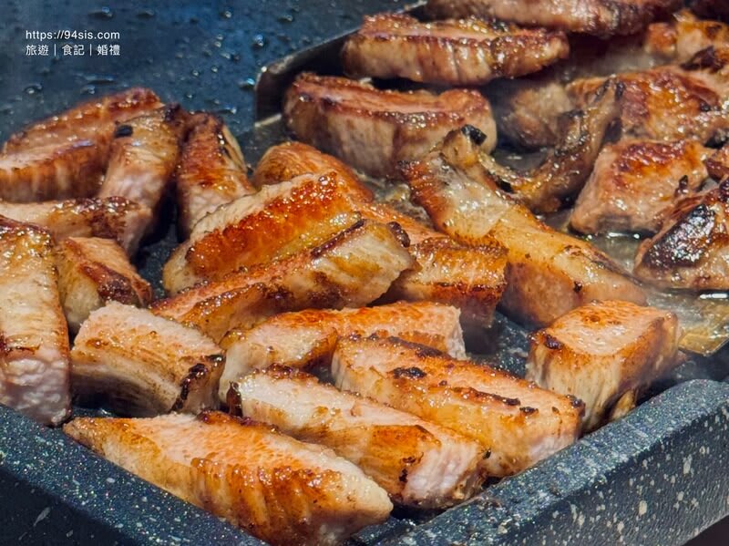 河南豬肉家-HANAM PIG-韓式烤肉-SEOUL-弘大站-首爾-韓國-韓劇取景-弘大美食-弘大烤肉推薦-韓式泡菜-自由行-首爾自助旅行-首爾烤肉餐廳