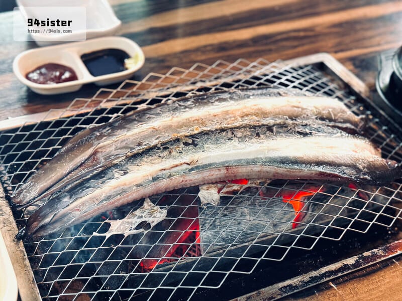 弘大風川鰻魚-弘大-炭烤鰻魚-首爾美食-自由行-韓國旅遊-弘大美食-首爾鰻魚餐廳-自助旅行-弘大燒烤-SEOUL-風川鰻魚-首爾炭烤鰻魚-韓國美食推薦
