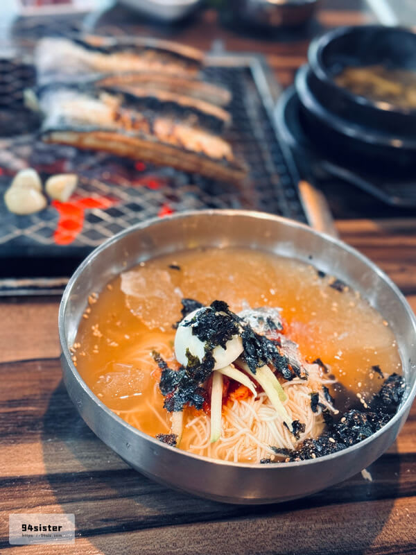弘大風川鰻魚-弘大-炭烤鰻魚-首爾美食-自由行-韓國旅遊-弘大美食-首爾鰻魚餐廳-自助旅行-弘大燒烤-SEOUL-風川鰻魚-首爾炭烤鰻魚-韓國美食推薦