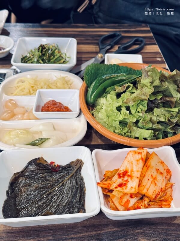 弘大風川鰻魚-弘大-炭烤鰻魚-首爾美食-自由行-韓國旅遊-弘大美食-首爾鰻魚餐廳-自助旅行-弘大燒烤-SEOUL-風川鰻魚-首爾炭烤鰻魚-韓國美食推薦