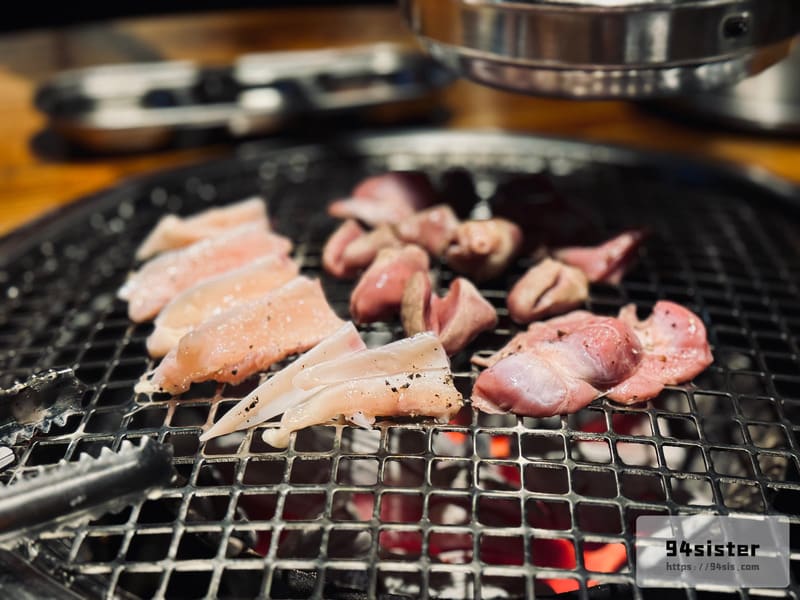 松雞屋-弘大-炭烤雞肉-首爾美食-首爾-自由行-韓國旅遊-延南洞美食-自助旅行-弘大烤肉-SEOUL-songgyeok