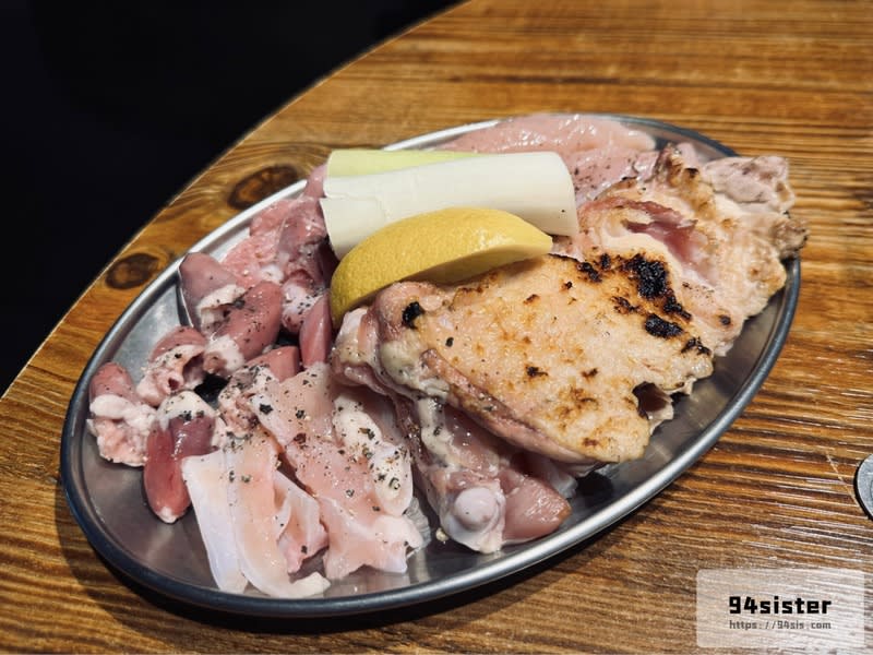松雞屋-弘大-炭烤雞肉-首爾美食-自由行-韓國旅遊-弘大美食-首爾烤肉餐廳-自助旅行-弘大烤肉-SEOUL-songgyeok-弘大松雞屋-首爾炭烤雞肉-韓國美食推薦