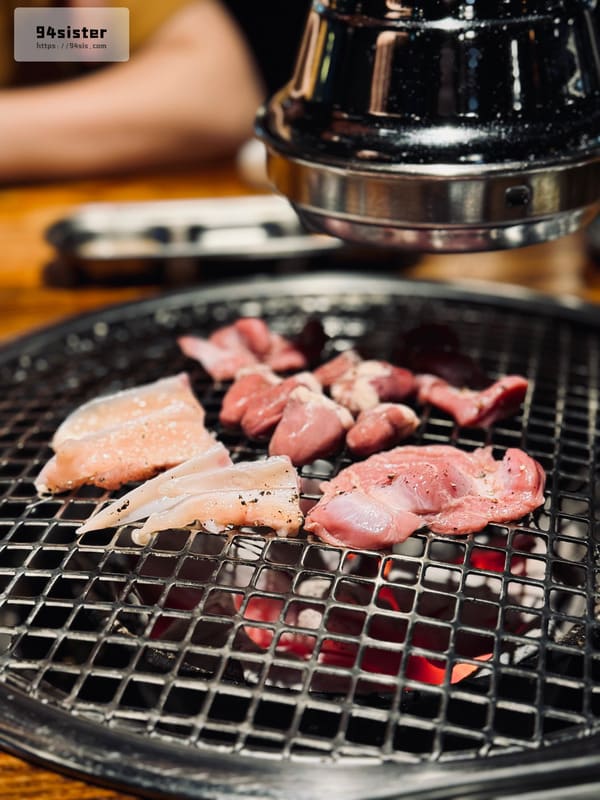 松雞屋-弘大-炭烤雞肉-首爾美食-自由行-韓國旅遊-弘大美食-首爾烤肉餐廳-自助旅行-弘大烤肉-SEOUL-songgyeok-弘大松雞屋-首爾炭烤雞肉-韓國美食推薦