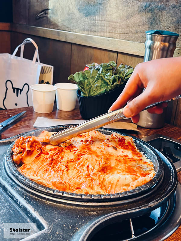 豬名家-韓式烤肉-SEOUL-弘大站-首爾-韓國-餐廳-延南洞美食-豬頸肉-豬五花-韓式泡菜-韓國旅行-自由行-首爾自助旅行-弘大烤肉-蒸蛋-弘大美食