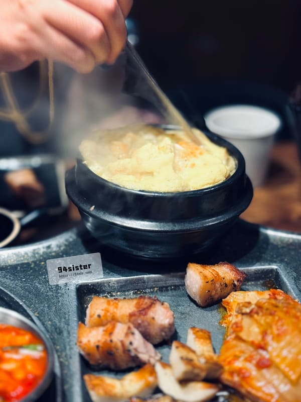 豬名家-韓式烤肉-SEOUL-弘大站-首爾-韓國-餐廳-延南洞美食-豬頸肉-豬五花-韓式泡菜-韓國旅行-自由行-首爾自助旅行-弘大烤肉-蒸蛋-弘大美食