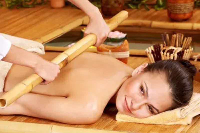 Bambuterapia — Masajes y Terapias en Essenza Spa, Puente Piedra