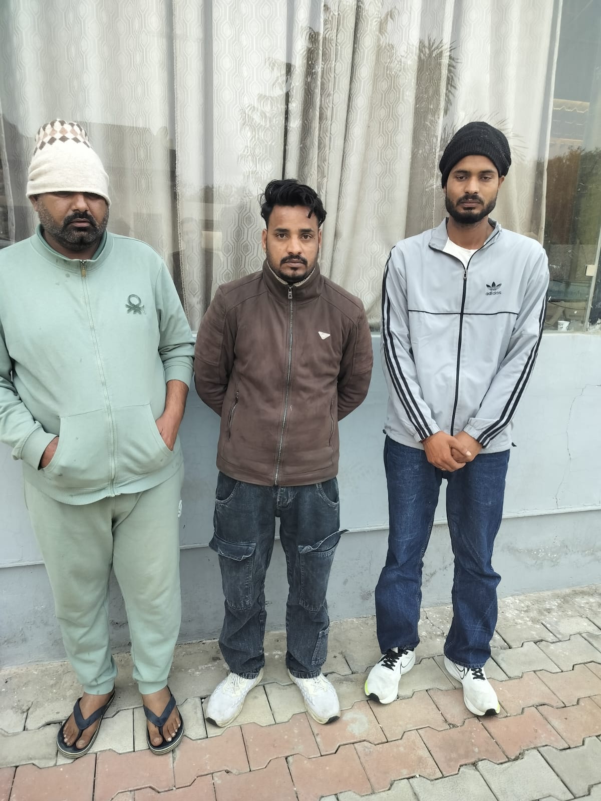 देह व्यापार  कारोबार का भंडाफोड,  होटल संचालक समेत तीन आरोपी गिरफ्तार