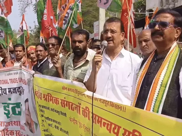 नीतियों के विरोध में सड़क पर किसान-मजदूर 