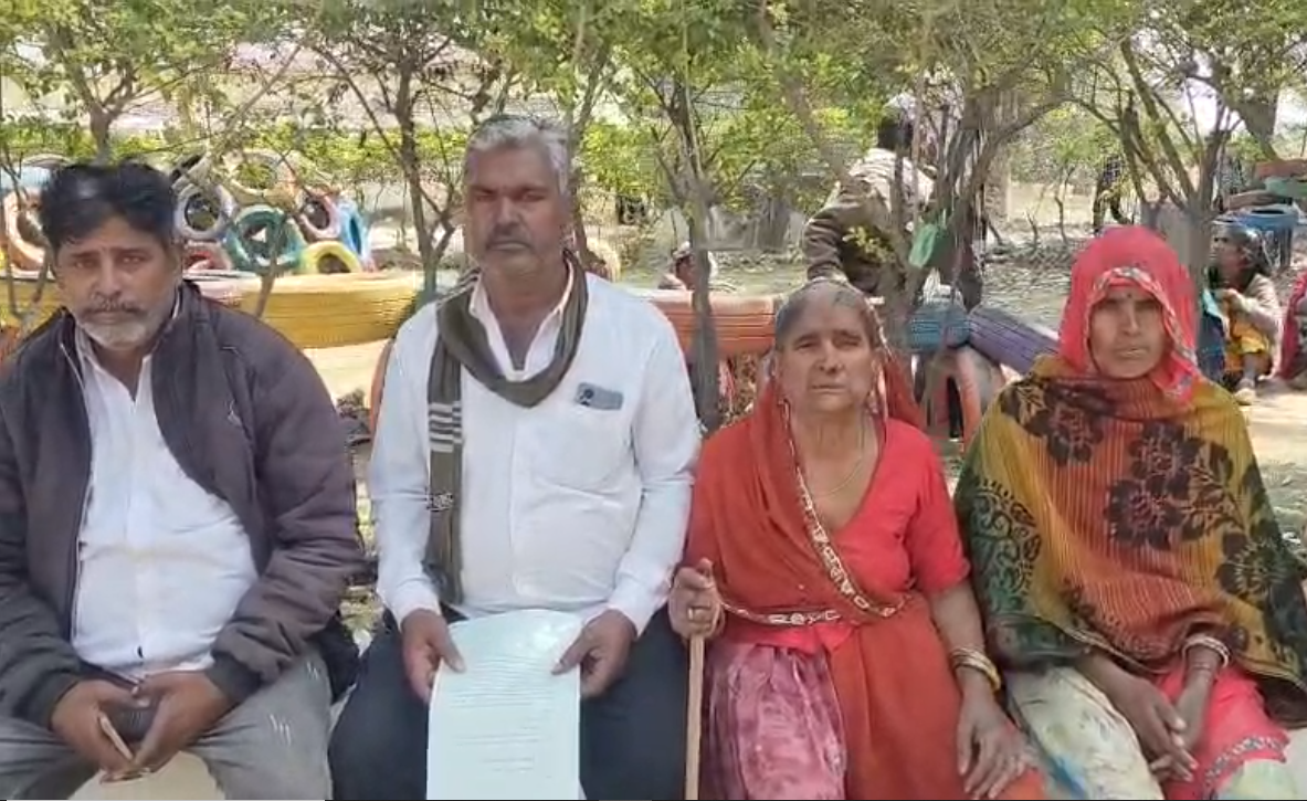 वृद्ध दंपति के साथ चाकू की नोक पर हुई लूट