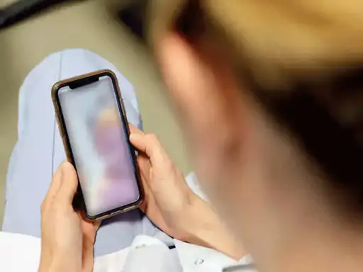 उदयपुर में महिला नेता से एडवोकेट ने किया रेप