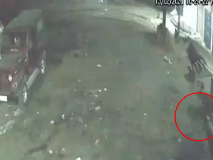 शराब दुकान कलेक्शन के 3.65 लाख रुपए सेल्समैन ने चुराए