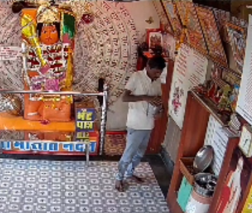 उदयपुर में चोरों ने मंदिर को बनाया निशाना, साउंड मशीन लेकर फरार हुए बदमाश 