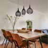 mat zwarte metalen LED hanglamp met drie lichtpunten en modern design mat zwarte metalen LED hanglamp met drie lichtpunten en modern design