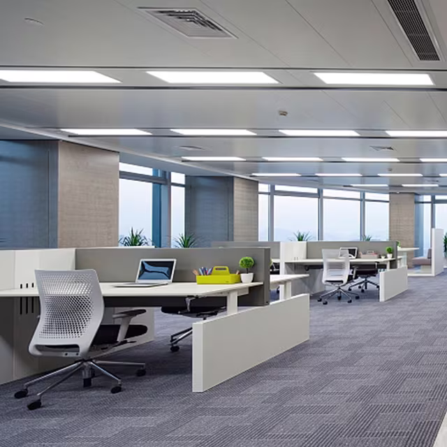 Zes witte inbouw LED panelen 30x60 cm 24W met koelwit licht 6000K en 2400 lumen per stuk Zes witte inbouw LED panelen 30x60 cm 24W met koelwit licht 6000K en 2400 lumen per stuk