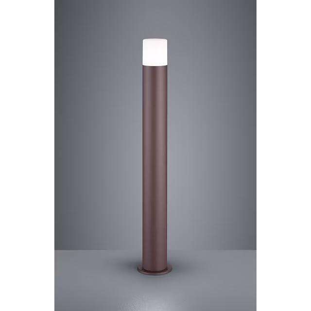 Staande roestkleurige aluminium buitenlamp met E27 fitting en spatwaterdichte IP44 behuizing Staande roestkleurige aluminium buitenlamp met E27 fitting en spatwaterdichte IP44 behuizing