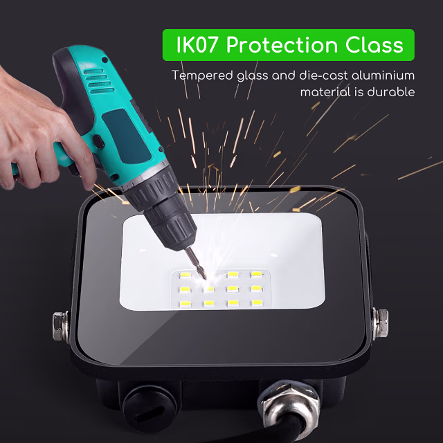 HLW LED LED Bouwlamp 10W Waterdicht IP65 - Zwarte & Witte LED lamp Koud Wit 6000K HLW LED LED Bouwlamp 10W Waterdicht IP65 - Zwarte & Witte LED lamp Koud Wit 6000K